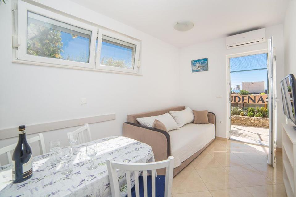 Apartmani Stipan Brela Luaran gambar