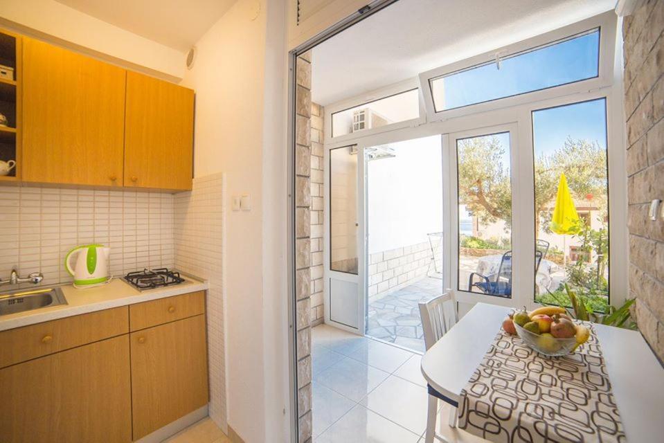 Apartmani Stipan Brela Luaran gambar