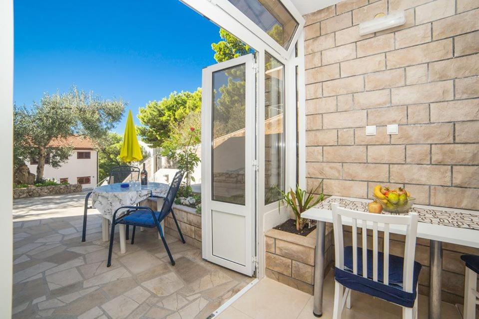 Apartmani Stipan Brela Luaran gambar
